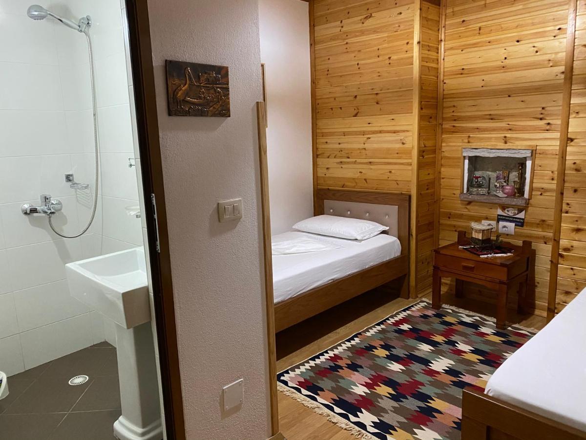 Ahmetaj Guest House Gjirokaster Luaran gambar