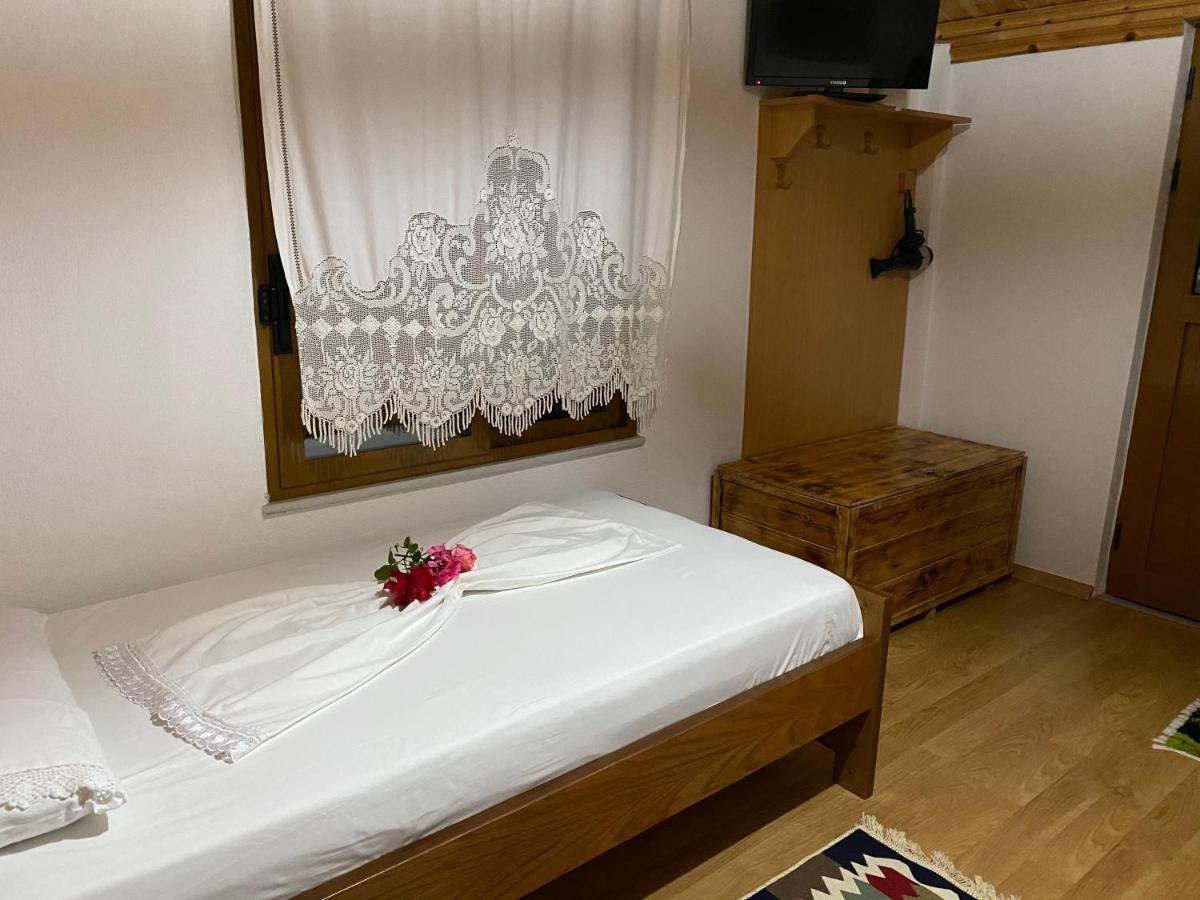 Ahmetaj Guest House Gjirokaster Luaran gambar