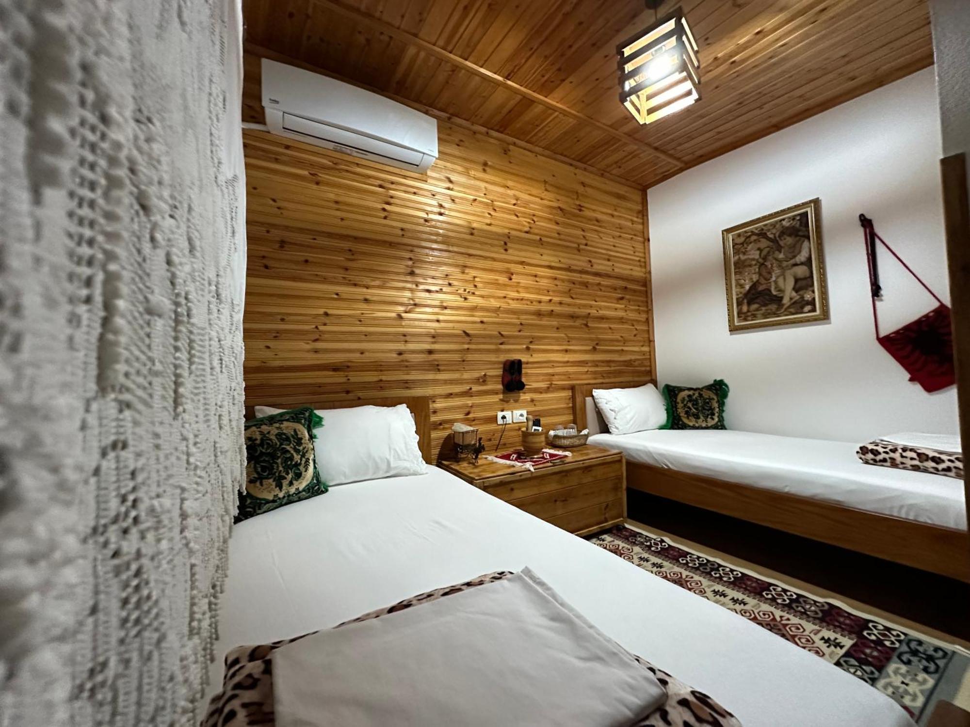 Ahmetaj Guest House Gjirokaster Luaran gambar