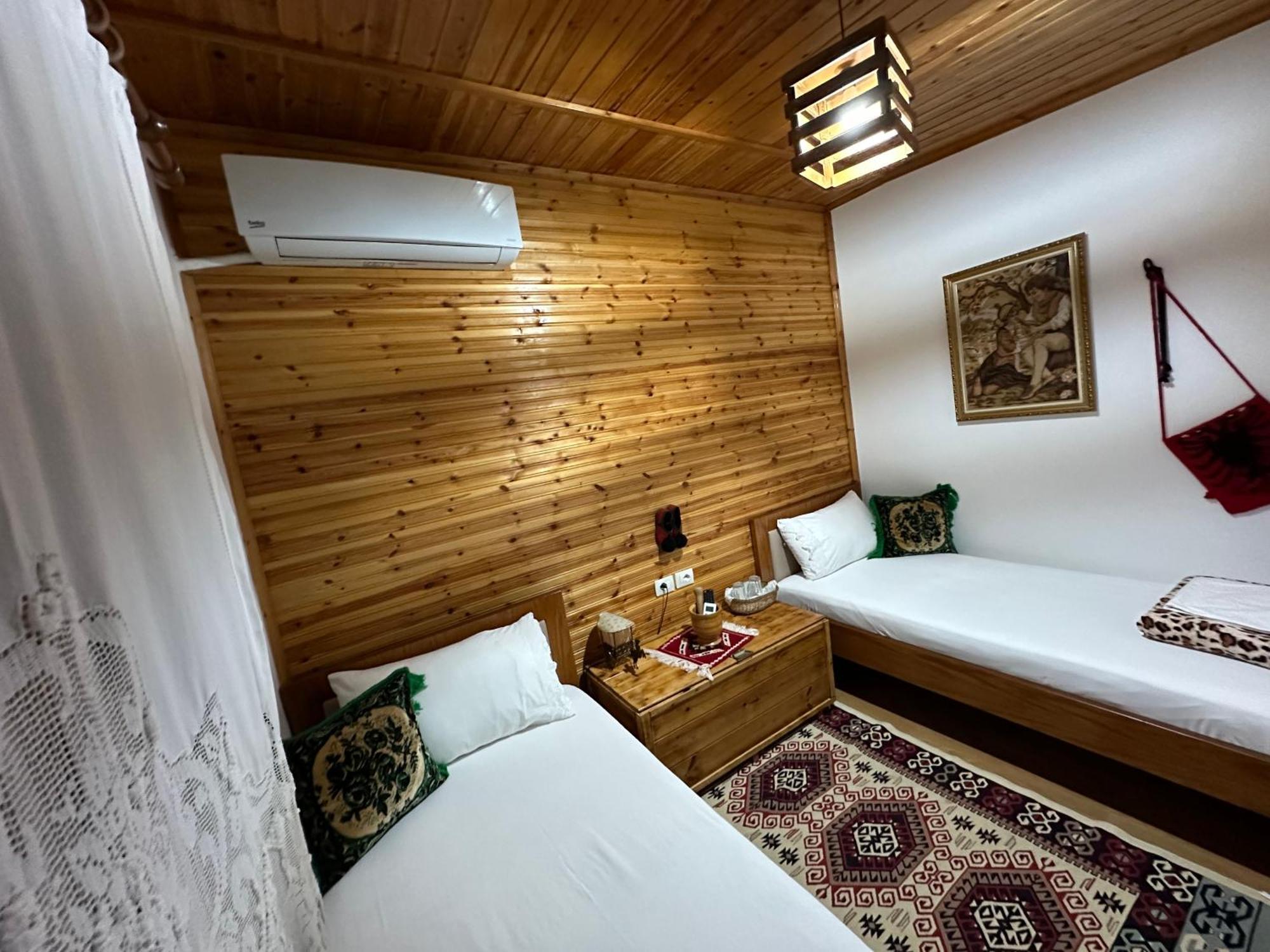 Ahmetaj Guest House Gjirokaster Luaran gambar