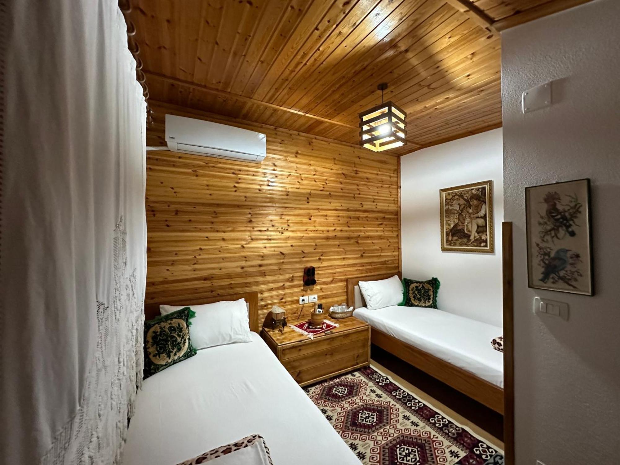 Ahmetaj Guest House Gjirokaster Luaran gambar