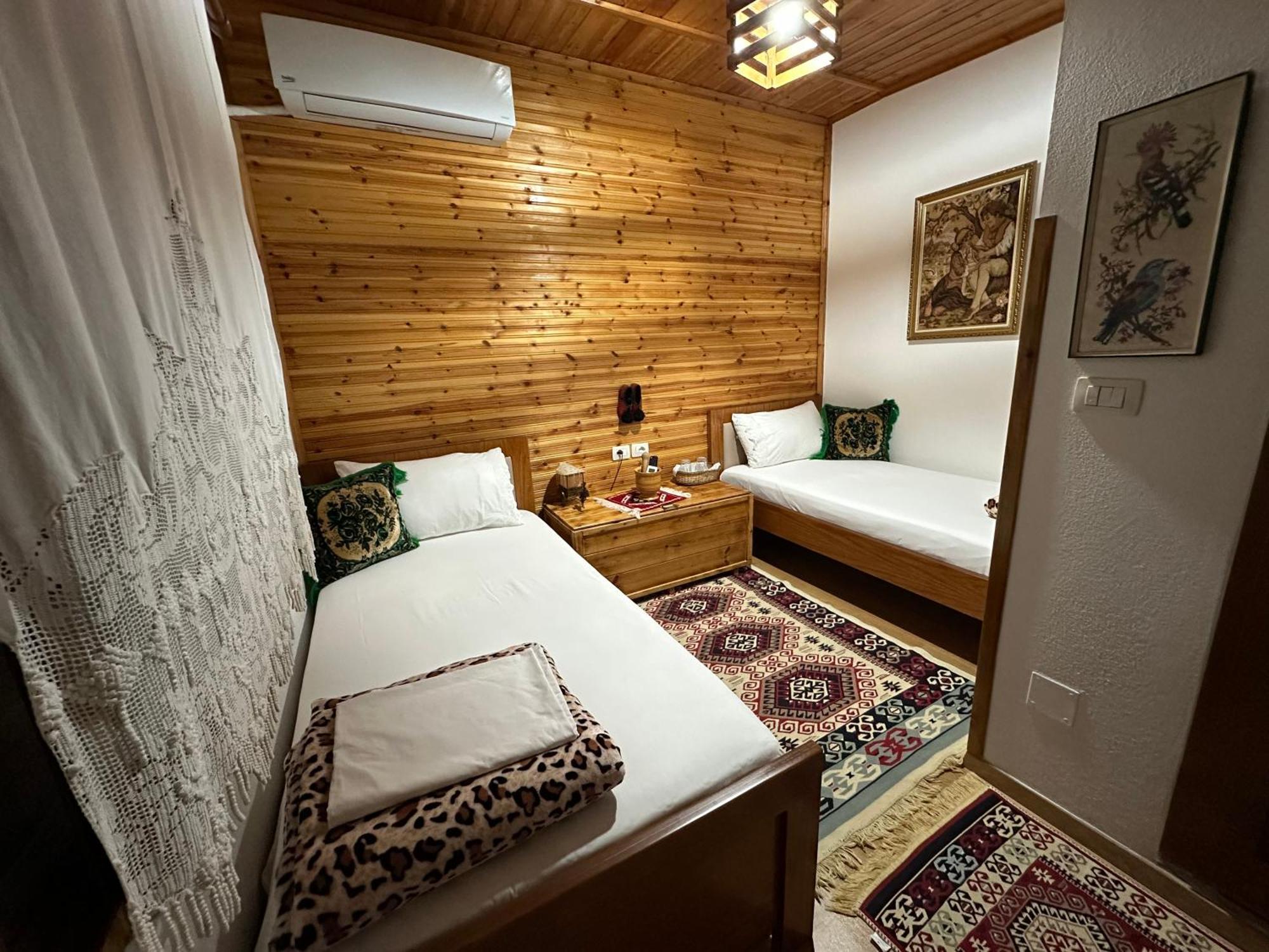 Ahmetaj Guest House Gjirokaster Luaran gambar