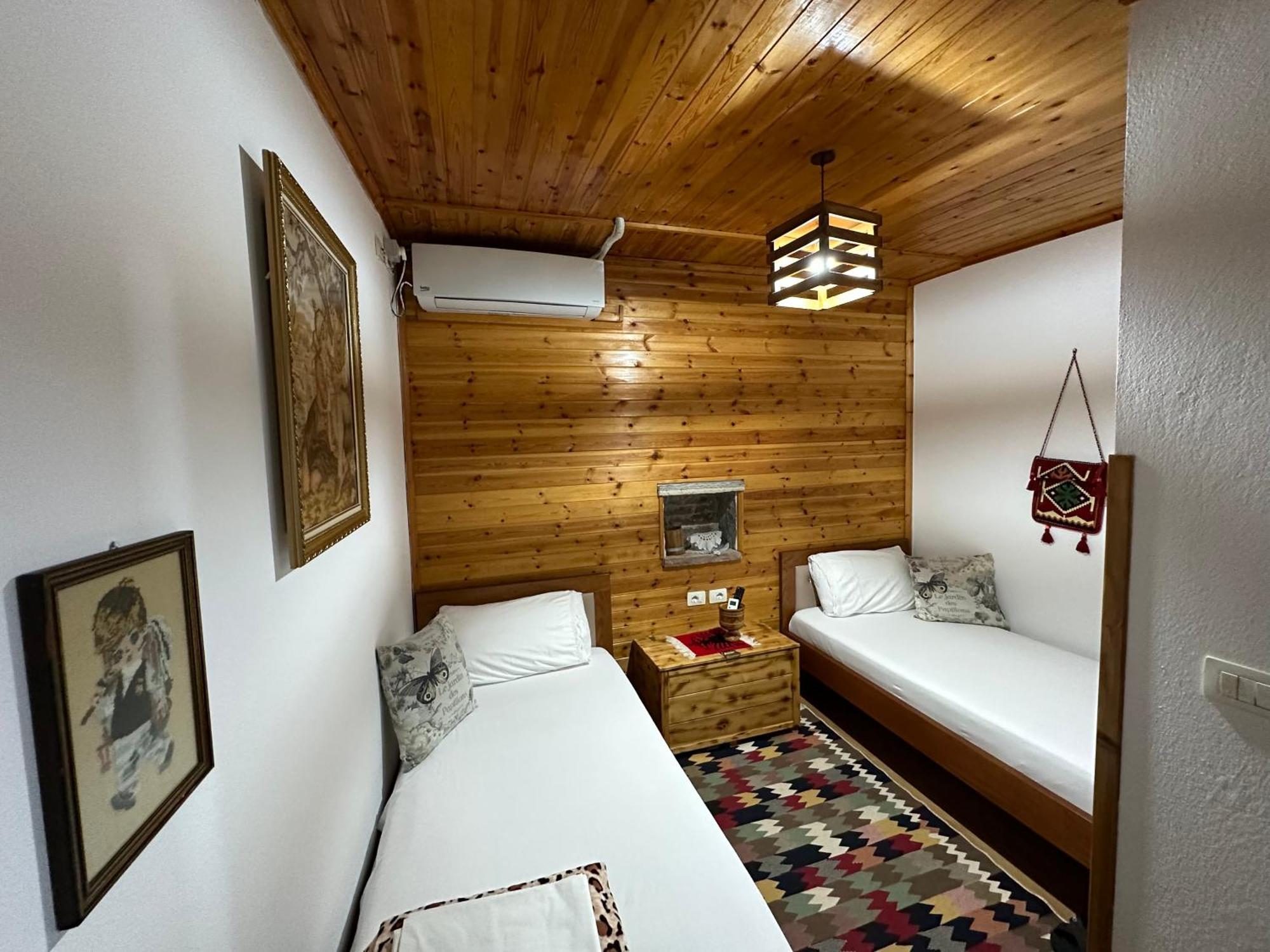 Ahmetaj Guest House Gjirokaster Luaran gambar