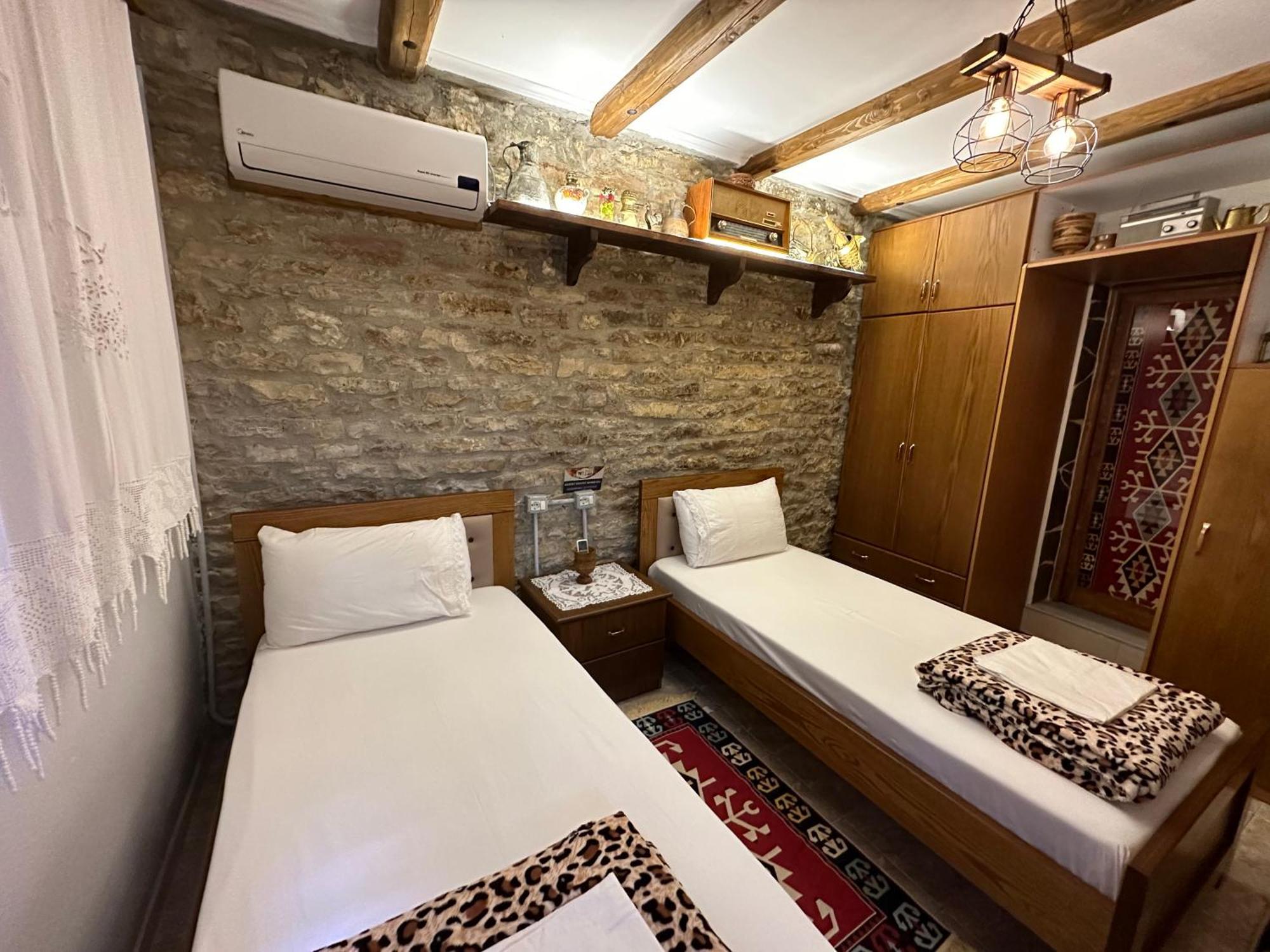Ahmetaj Guest House Gjirokaster Luaran gambar