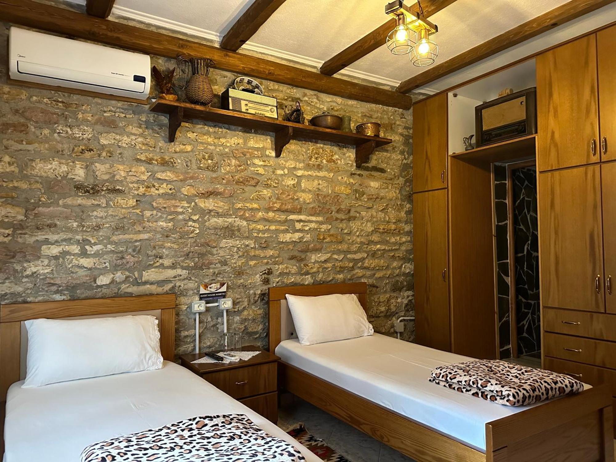 Ahmetaj Guest House Gjirokaster Luaran gambar